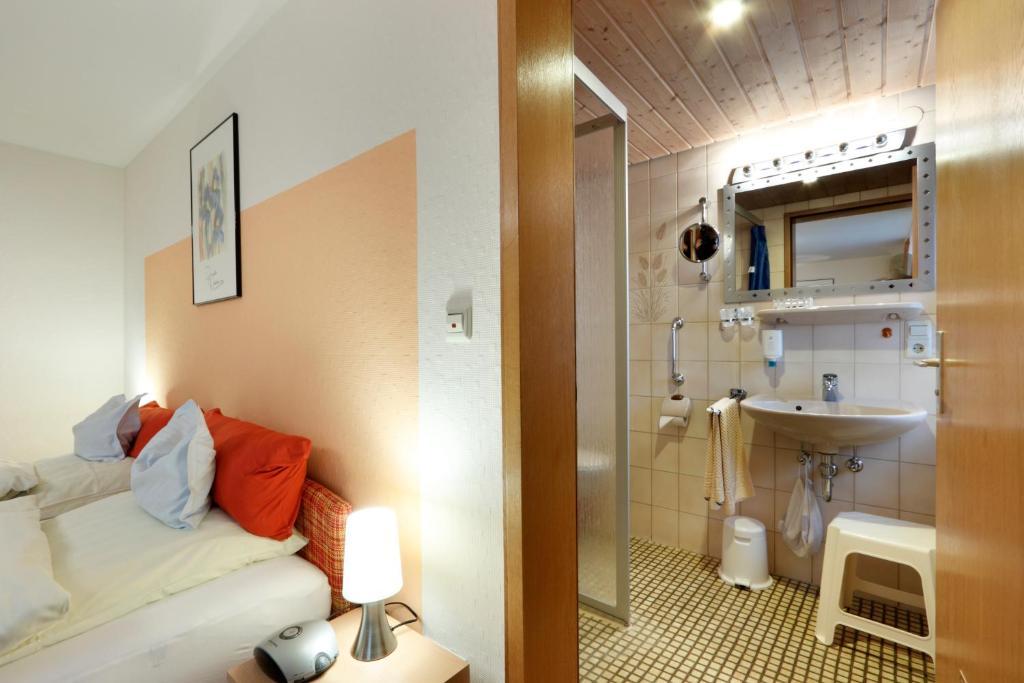 Hotel Pension Stern Bad Buchau Pokój zdjęcie