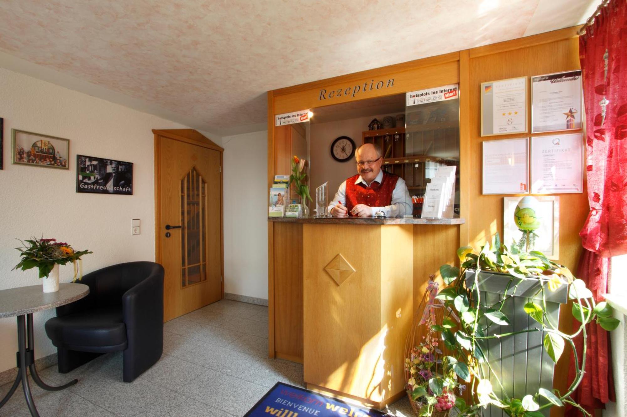 Hotel Pension Stern Bad Buchau Zewnętrze zdjęcie
